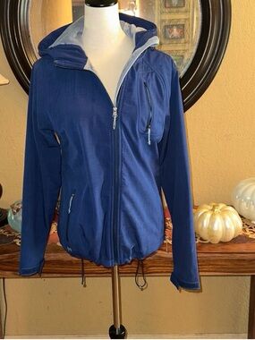 Double Diamond Women’s Bright Blue Ski Jacket